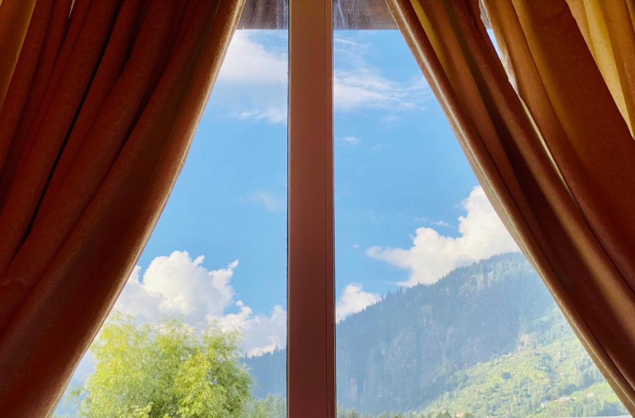 Winterline Resort Near Mall Road Manali - Centrally Heated & Air Cooled Eksteriør billede