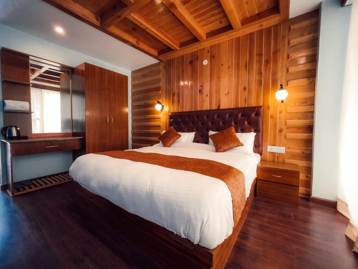 Winterline Resort Near Mall Road Manali - Centrally Heated & Air Cooled Eksteriør billede