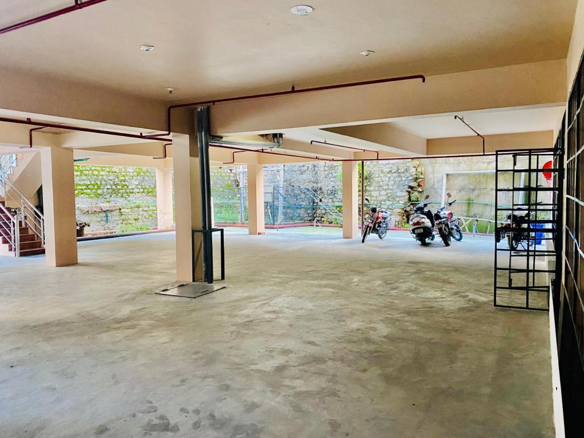 Winterline Resort Near Mall Road Manali - Centrally Heated & Air Cooled Eksteriør billede