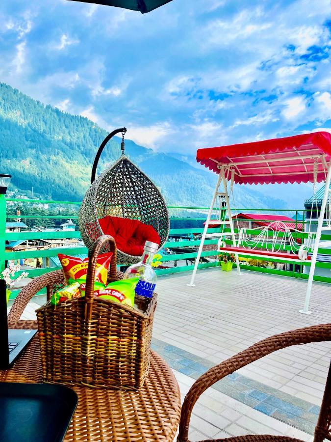 Winterline Resort Near Mall Road Manali - Centrally Heated & Air Cooled Eksteriør billede