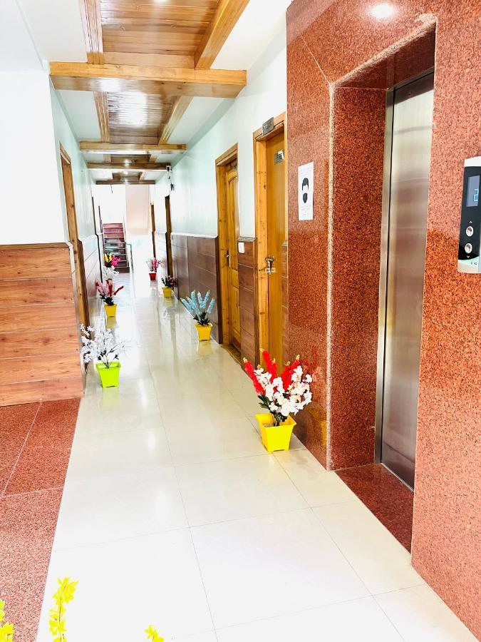 Winterline Resort Near Mall Road Manali - Centrally Heated & Air Cooled Eksteriør billede